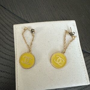VINTAGE CHANEL EARRINGS